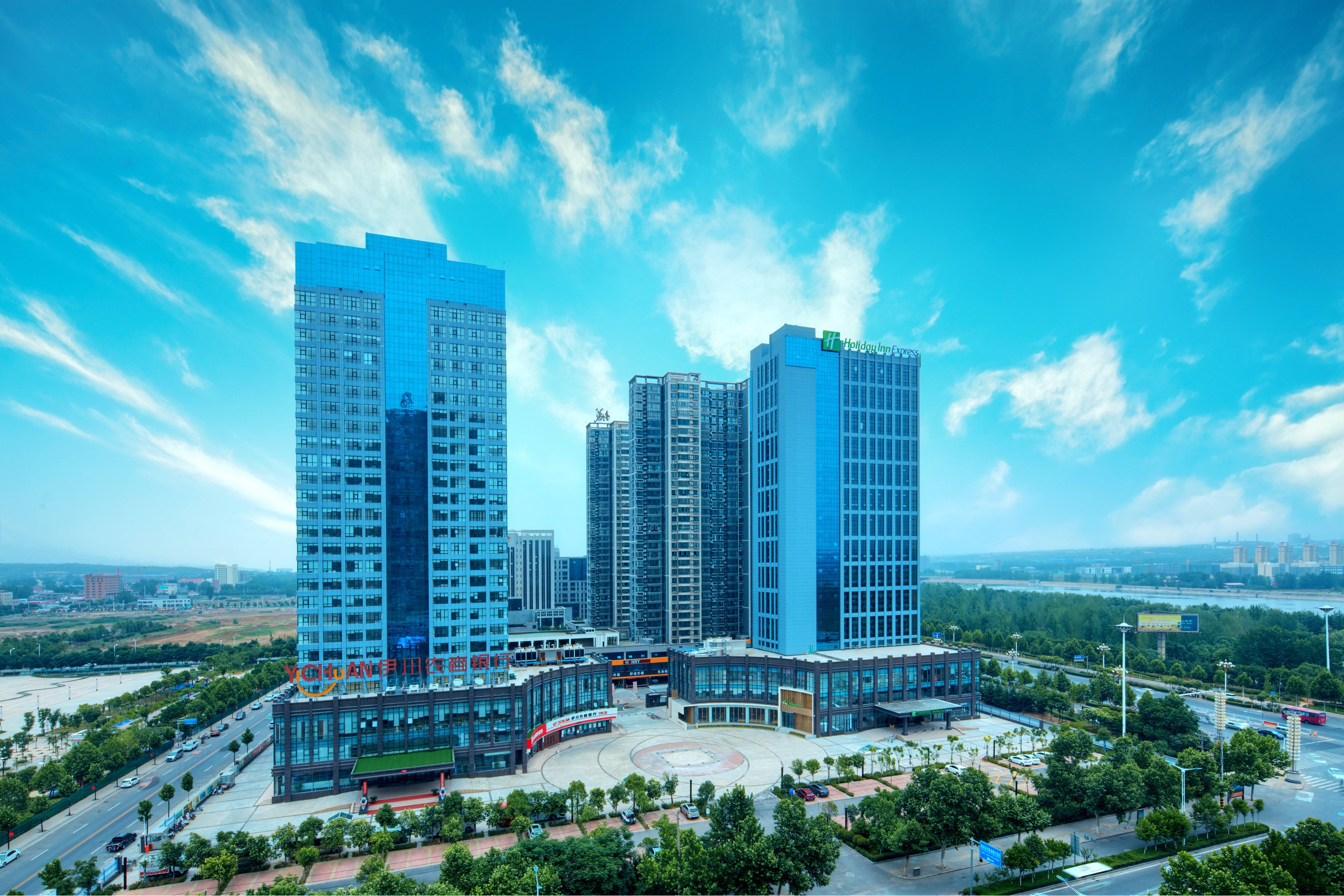 Holiday Inn Express Luoyang Yichuan By Ihg Exterior foto